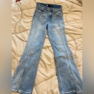 Kut from the Kloth High Rise Flare Jeans with Slit Size 4